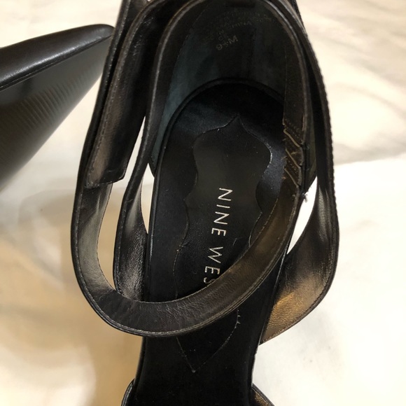 Nine West black heels- Size 9 1/2 - Picture 9 of 10